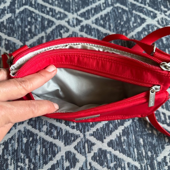 Baggallini mini bag - Picture 3 of 6